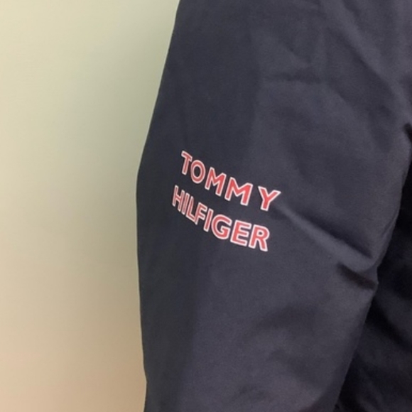 Brand new 3 in 1 Tommy hilfiger coat. - Picture 4 of 7